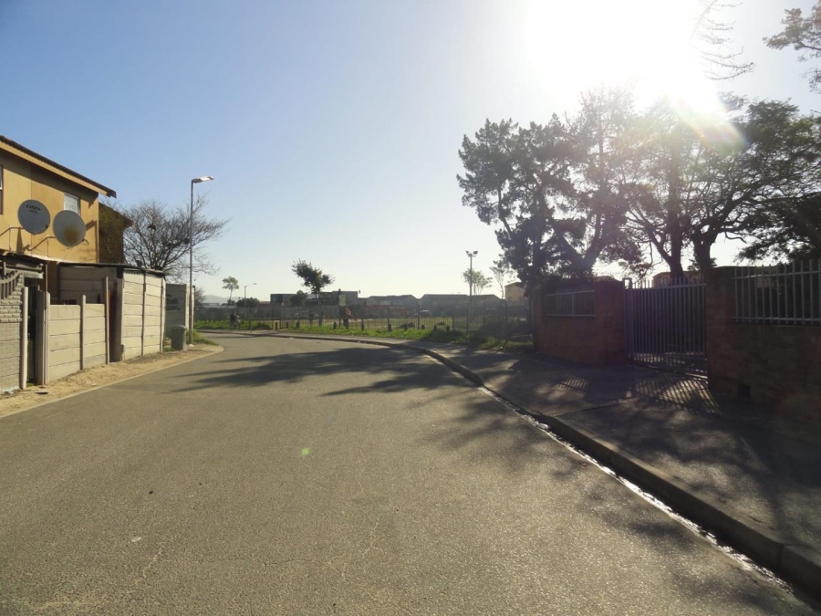 2 Bedroom Property for Sale in Scottsdene Western Cape